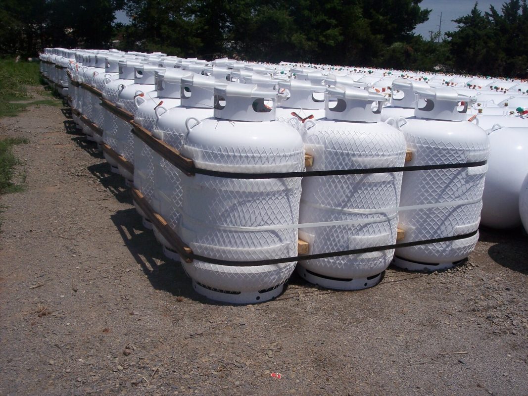 Buy 250 Gallon Vertical Above Ground Propane Tanks Online - Image 5